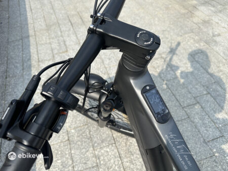 Xe Dap Tro Luc Dien The Thao Phoenix Lm -ebikevn (2)