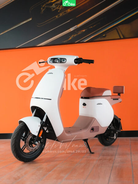 Honda Uqe -ebikevn (2)